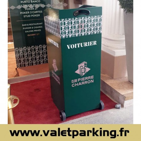 PUPITRE VOITURIER CLUB PIERRE CHARRON POKER CHAMPS ELYSEES PARIS