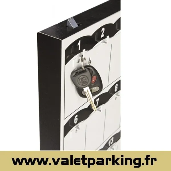 valet-parking-equipment-voiturier-premium-avec-serrure-digitale-noir (5).webp